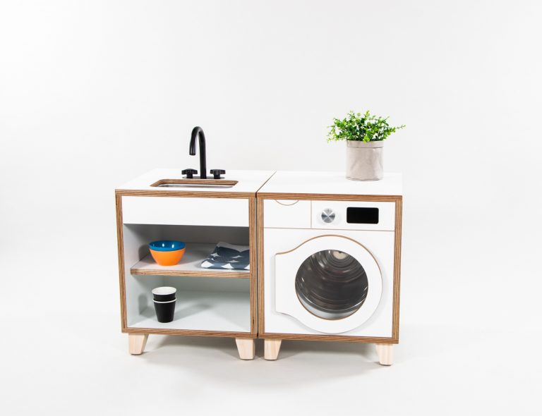 Sink and Washing machine white